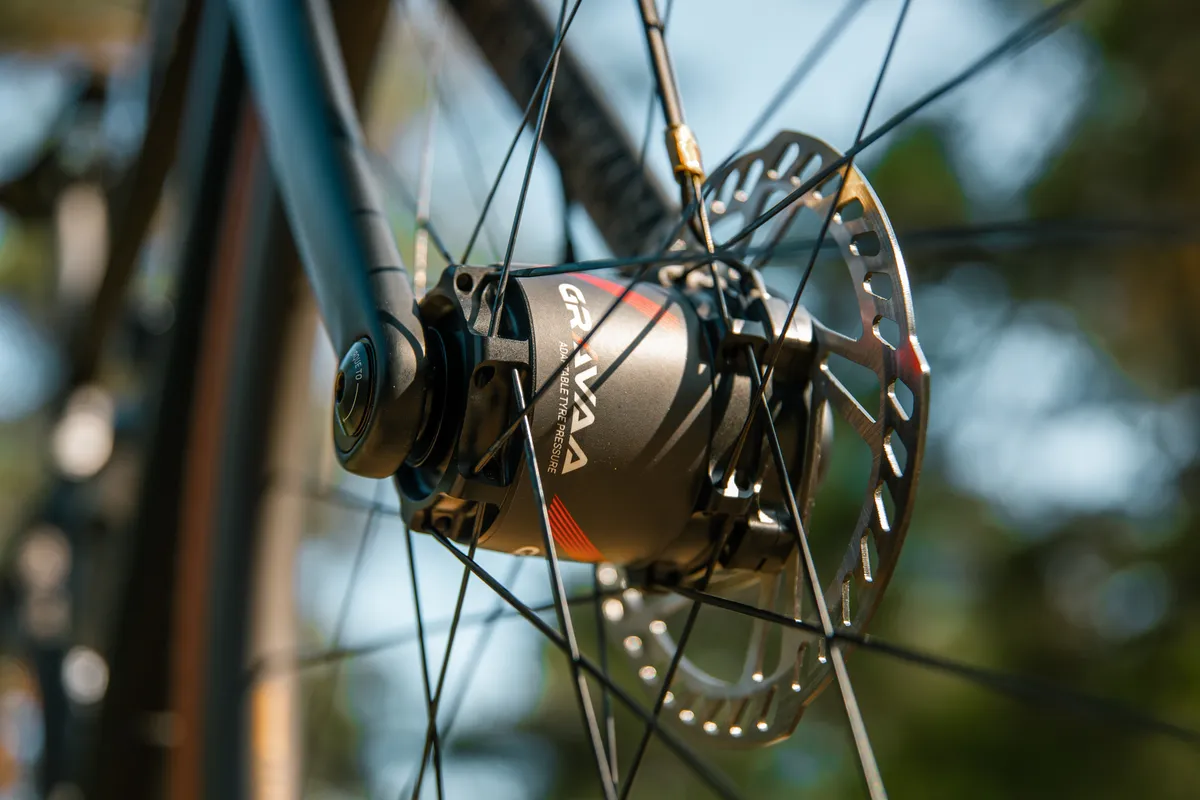 Gravaa-naaf met rem, productdetail