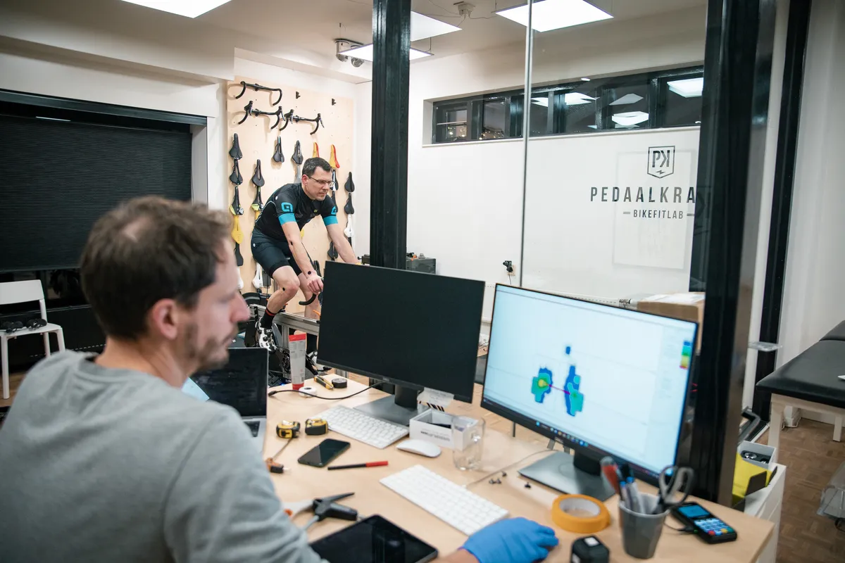 Analyse van de bikefit-data op het scherm